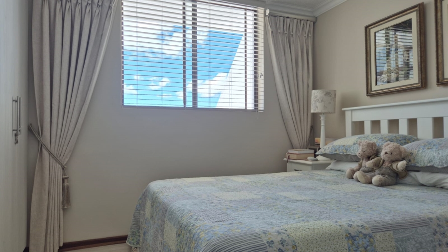 2 Bedroom Property for Sale in Stilbaai Wes Western Cape